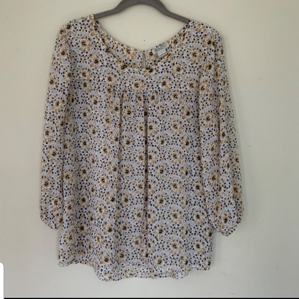 Lucky Boho Flowy Cream Blouse Yellow and Navy Blue Floral Print Size L